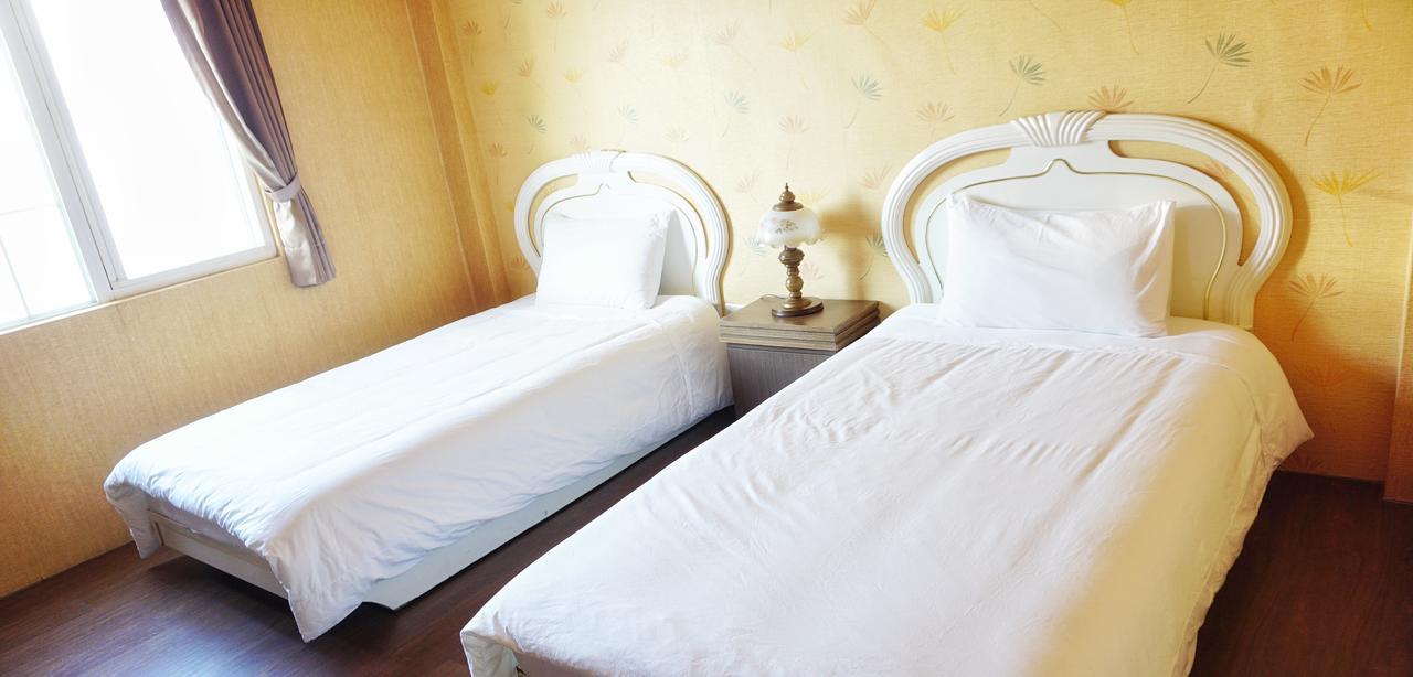Red Roof B&B Jinhu Exterior photo