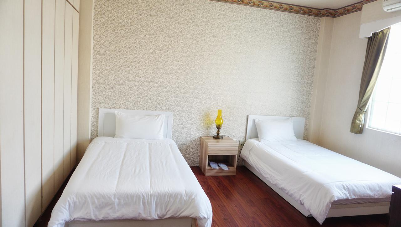 Red Roof B&B Jinhu Exterior photo